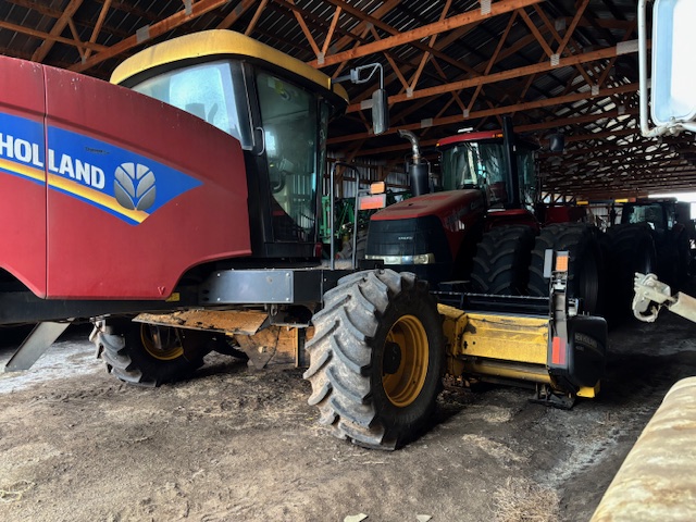 2019 New Holland Speedrower 160 Windrower