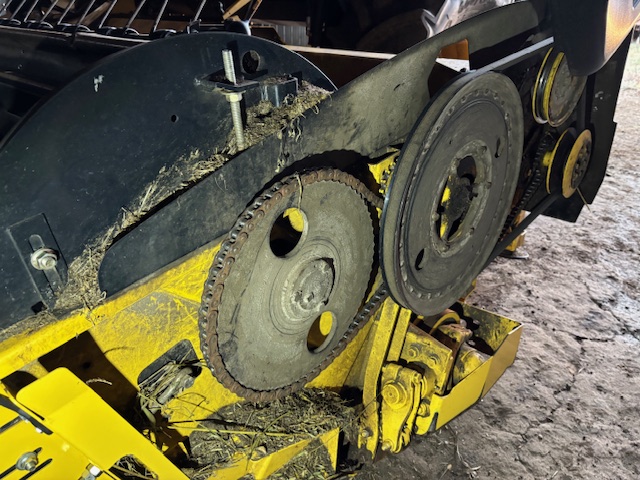 2019 New Holland Speedrower 160 Windrower