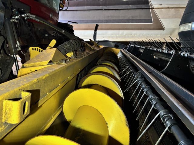 2019 New Holland Speedrower 160 Windrower