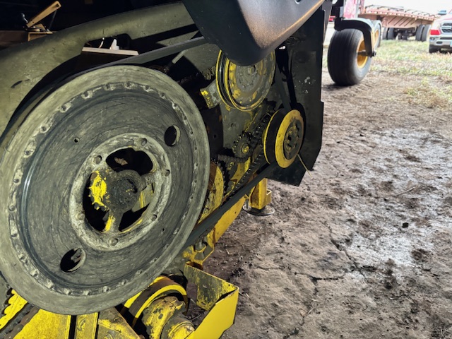 2019 New Holland Speedrower 160 Windrower