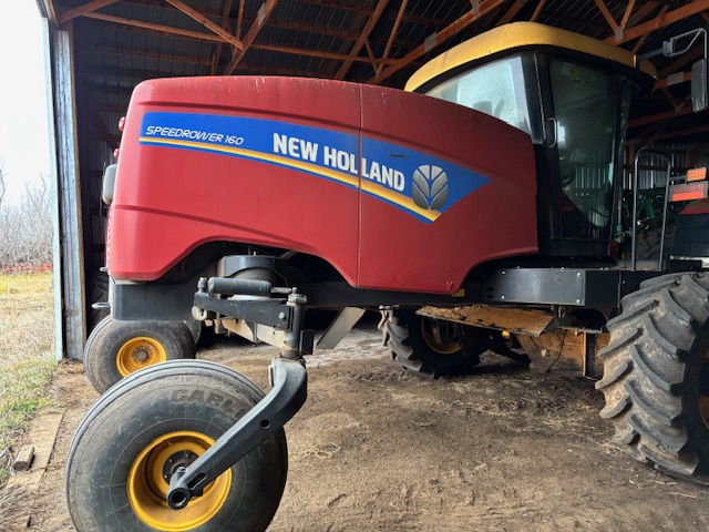 2019 New Holland Speedrower 160 Windrower