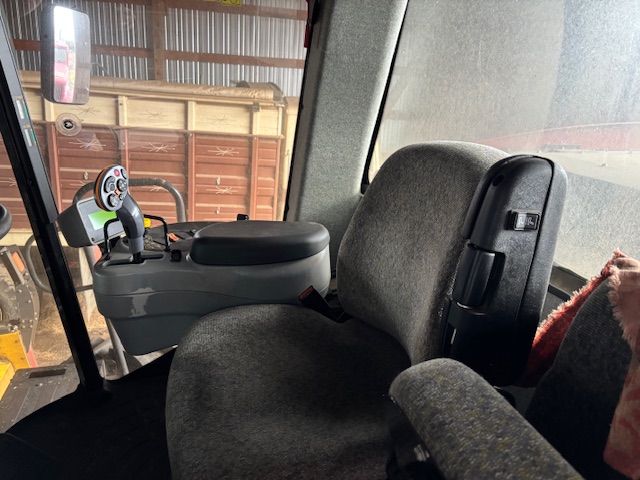 2019 New Holland Speedrower 160 Windrower