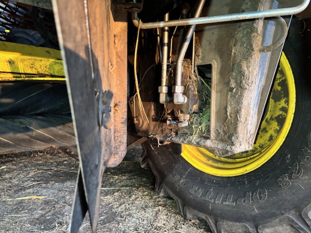 2019 New Holland Speedrower 160 Windrower