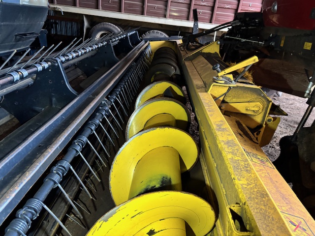 2019 New Holland Speedrower 160 Windrower