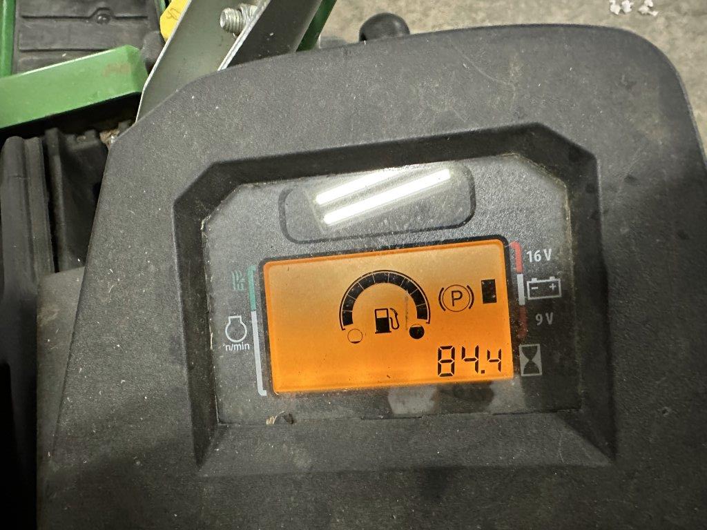 2023 John Deere Z545R Mower/Zero Turn