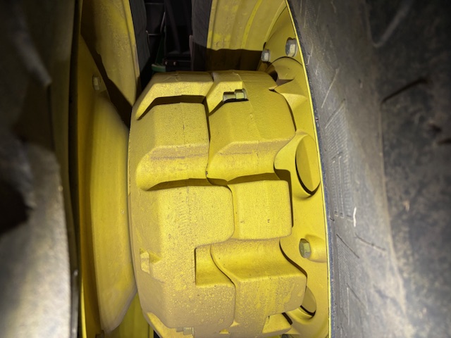 2012 John Deere 9560R Tractor