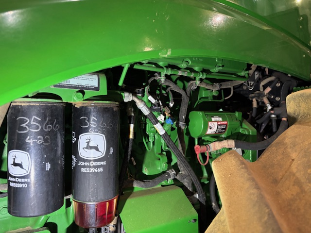 2012 John Deere 9560R Tractor