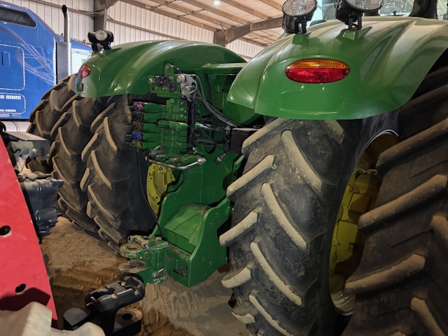 2012 John Deere 9560R Tractor