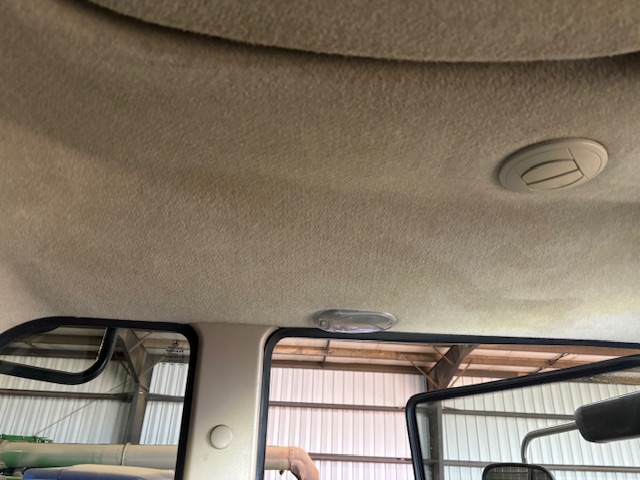 2012 John Deere 9560R Tractor