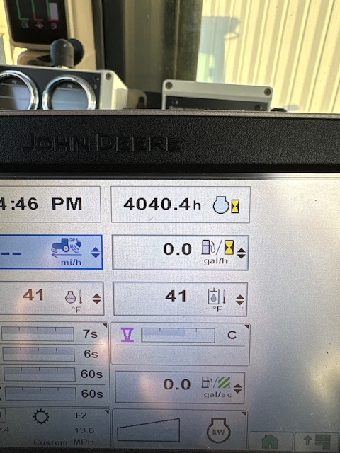 2012 John Deere 9560R Tractor