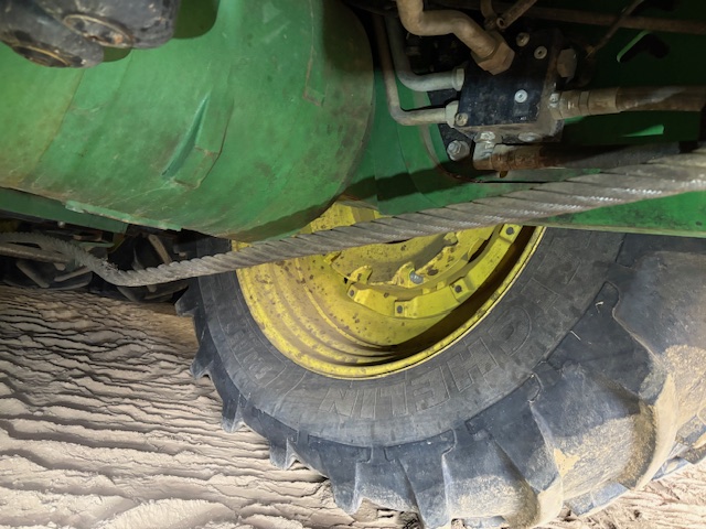 2012 John Deere 9560R Tractor