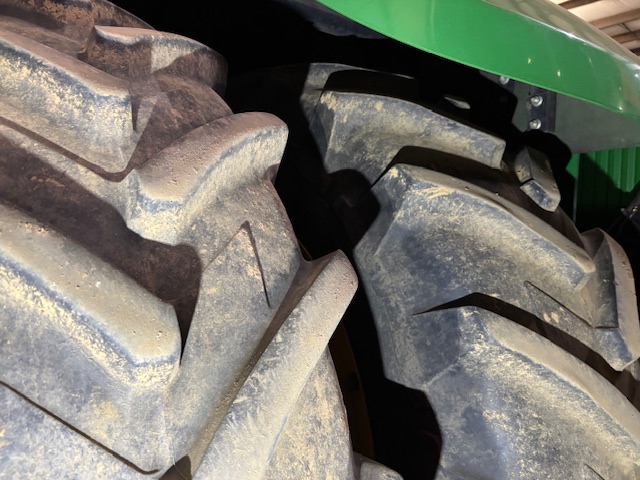 2012 John Deere 9560R Tractor