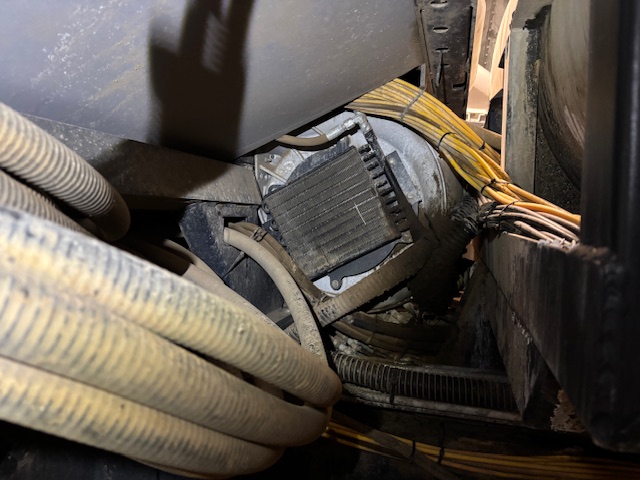 2020 Harvest International PB 4020 S2 Planter/Row