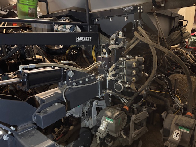 2020 Harvest International PB 4020 S2 Planter/Row