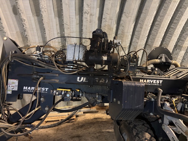 2020 Harvest International PB 4020 S2 Planter/Row