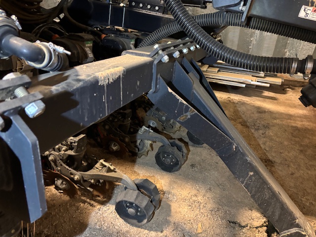 2020 Harvest International PB 4020 S2 Planter/Row