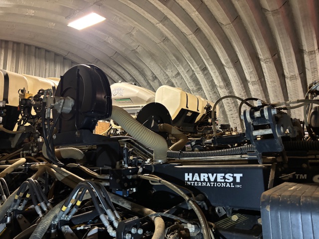 2020 Harvest International PB 4020 S2 Planter/Row