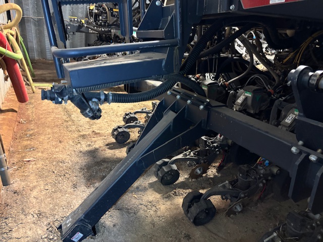 2020 Harvest International PB 4020 S2 Planter/Row