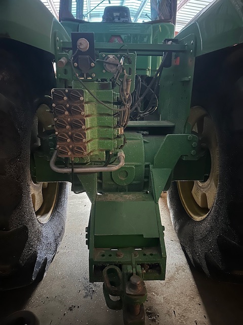 2001 John Deere 9400 Tractor