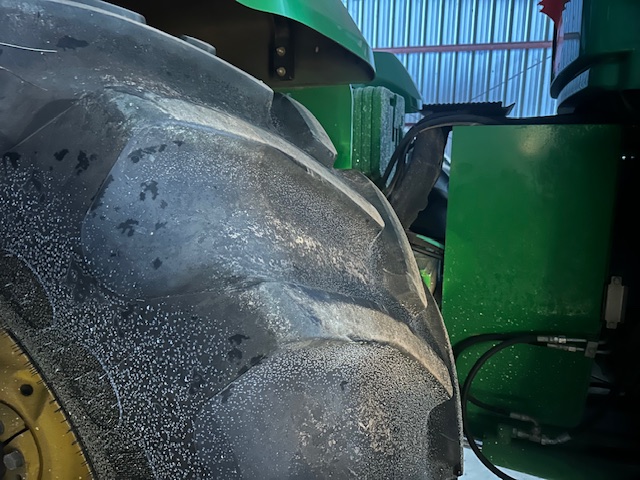 2001 John Deere 9400 Tractor