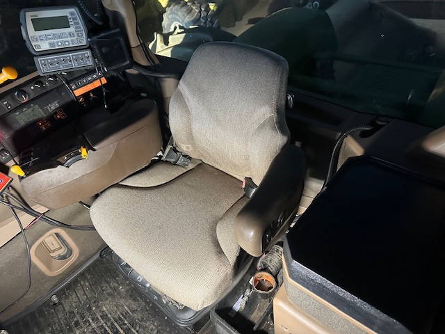 2001 John Deere 9400 Tractor