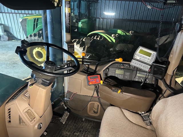 2001 John Deere 9400 Tractor