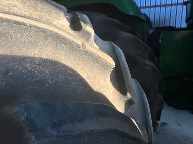 2001 John Deere 9400 Tractor