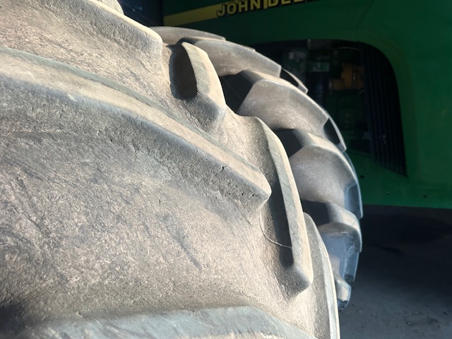 2001 John Deere 9400 Tractor