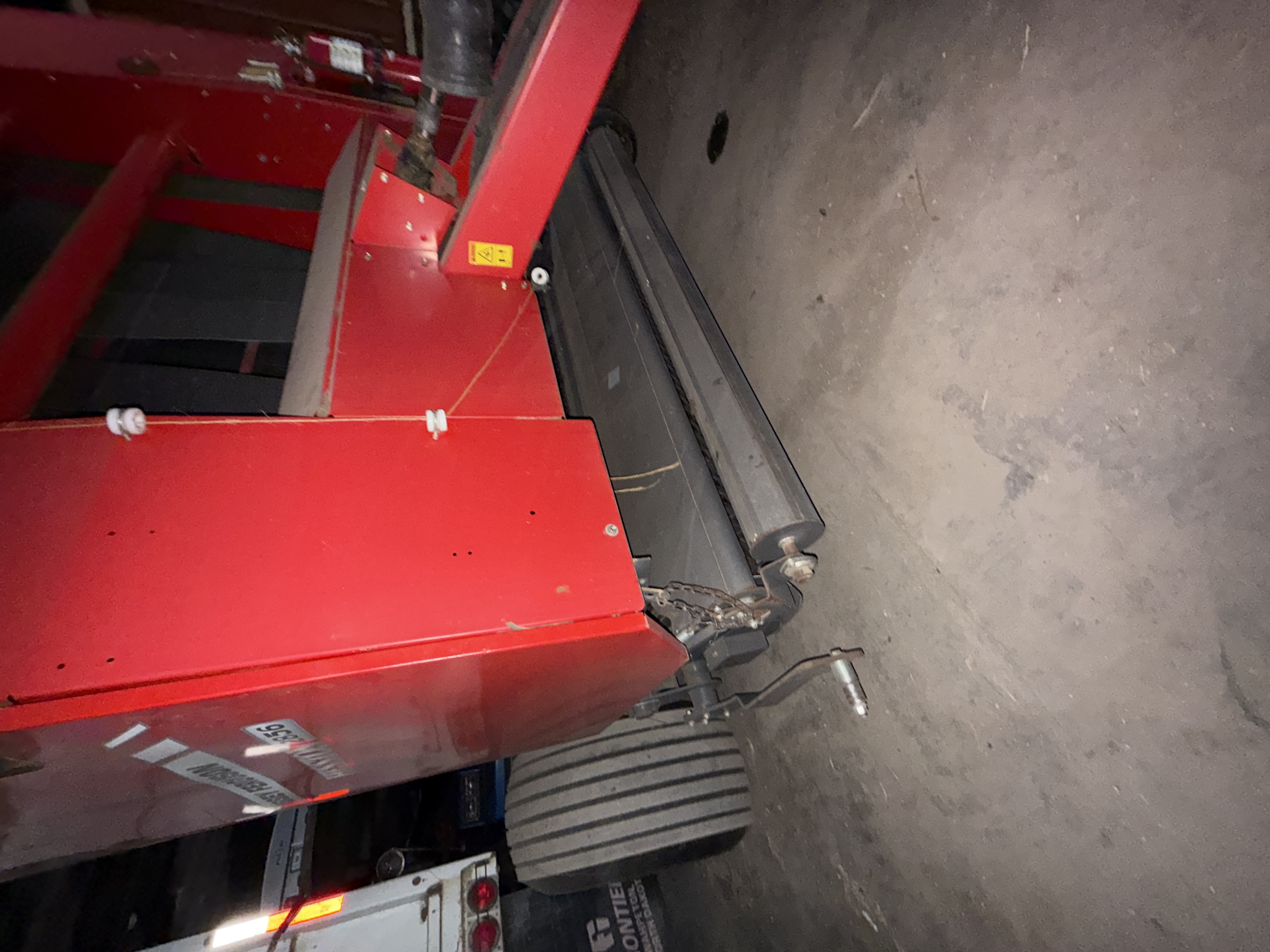 2012 Massey Ferguson 2856 Baler/Round