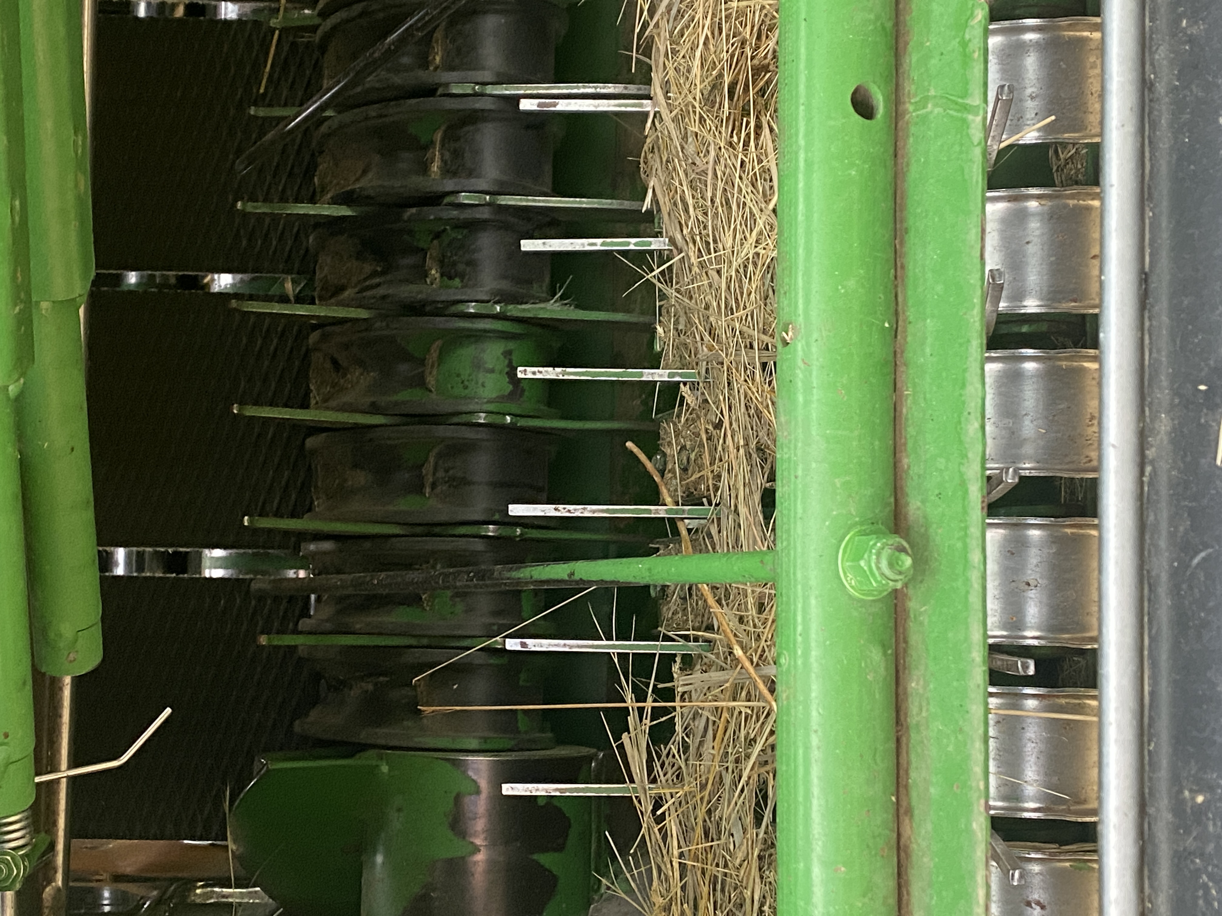 2019 John Deere 560M Baler/Round
