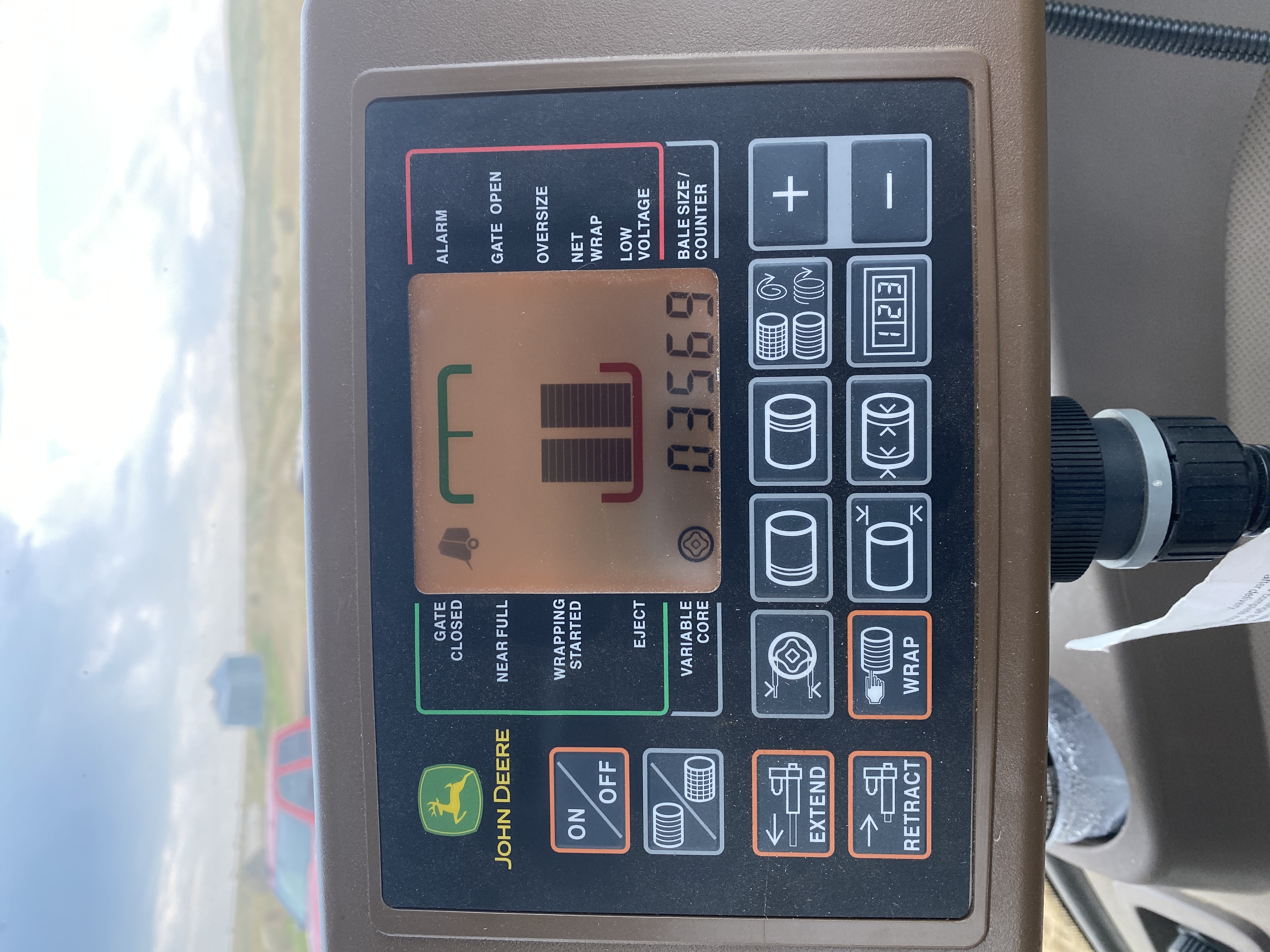 2019 John Deere 560M Baler/Round