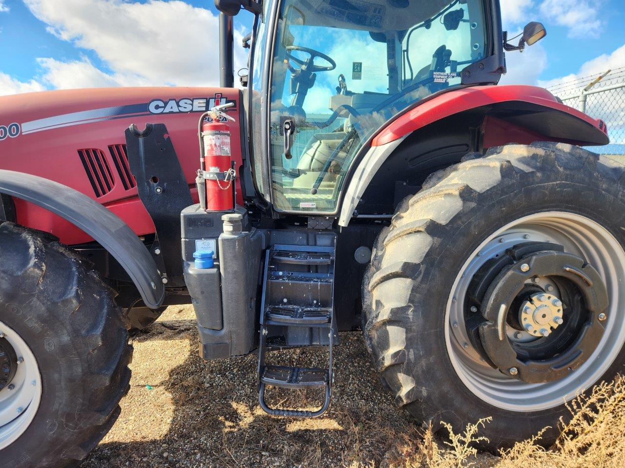 2015 Case IH Puma 200 Tractor