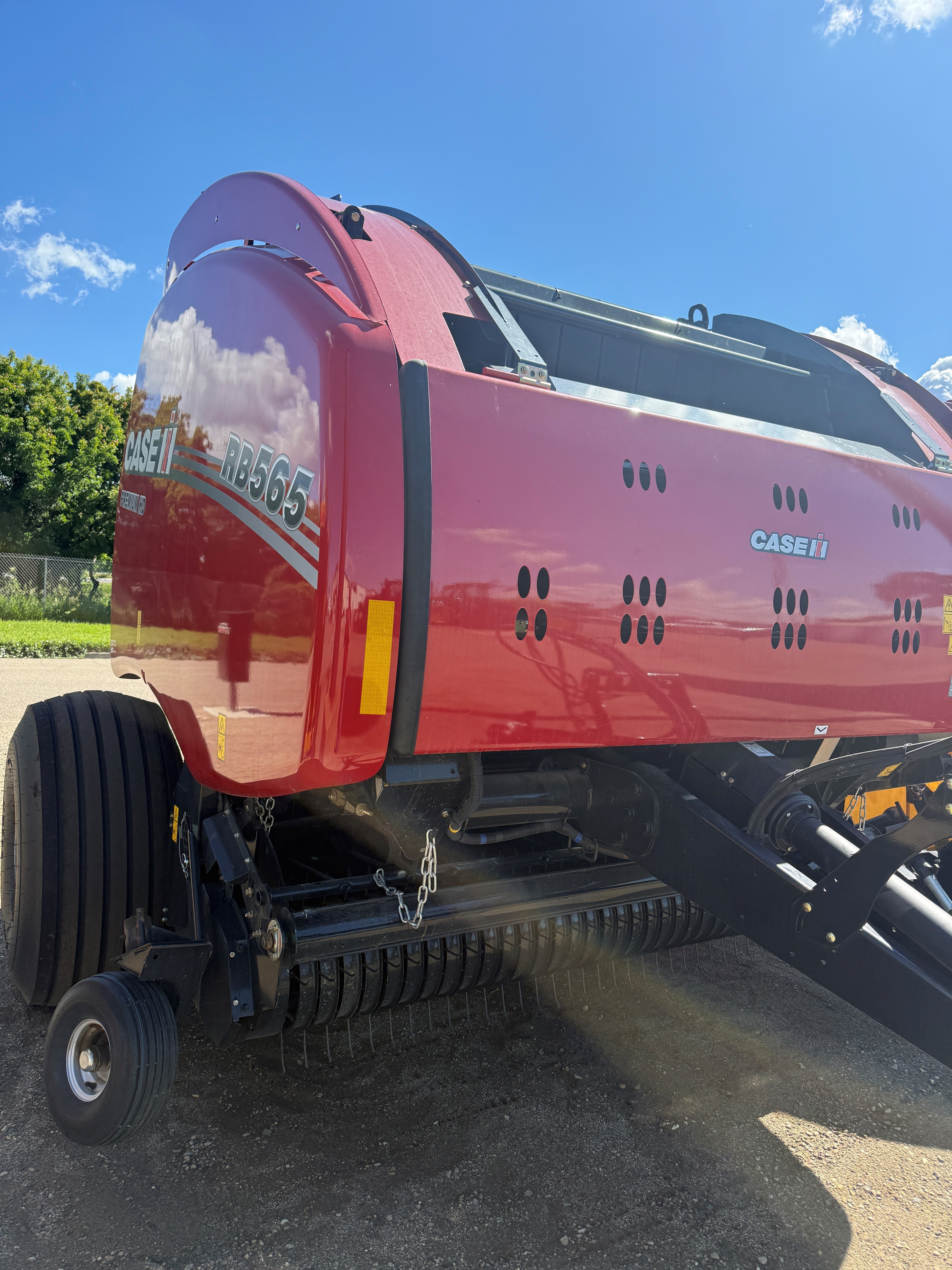 2025 Case IH RB565 Baler/Round