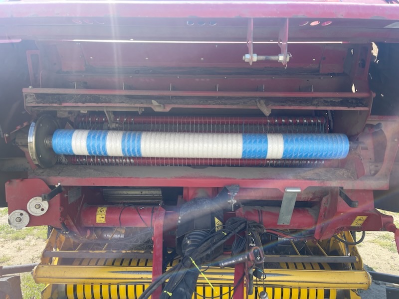 2016 New Holland RB560 Baler/Round