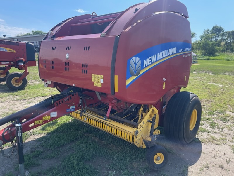 2016 New Holland RB560 Baler/Round