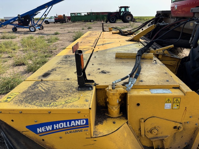 2019 New Holland Speedrower 260 Windrower