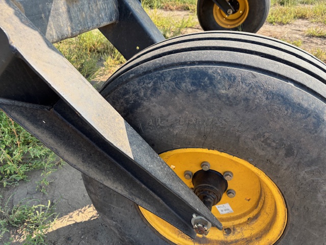 2019 New Holland Speedrower 260 Windrower