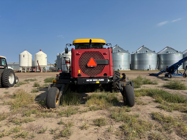 2019 New Holland Speedrower 260 Windrower