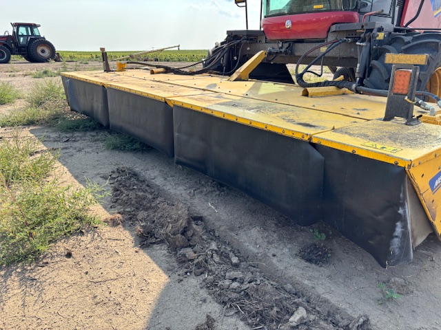 2019 New Holland Speedrower 260 Windrower