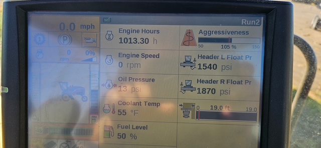 2019 New Holland Speedrower 260 Windrower