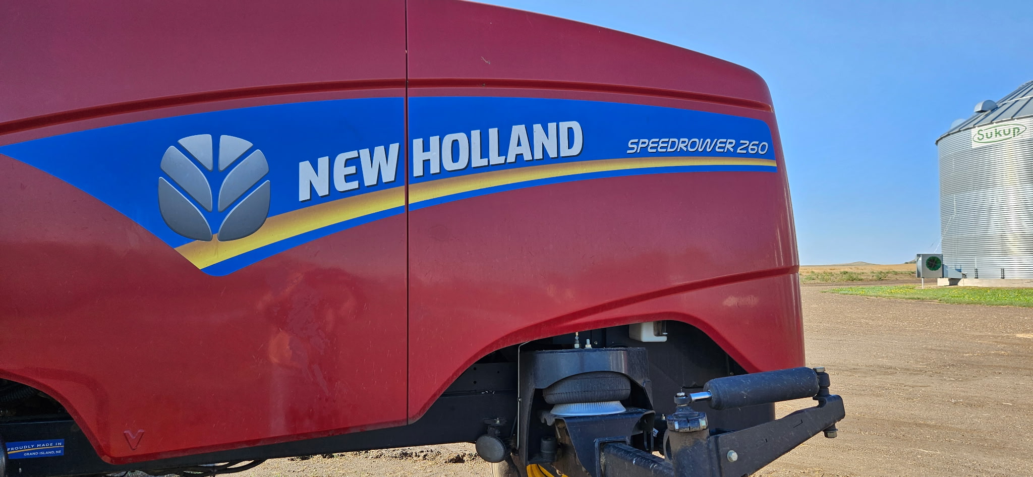 2019 New Holland Speedrower 260 Windrower