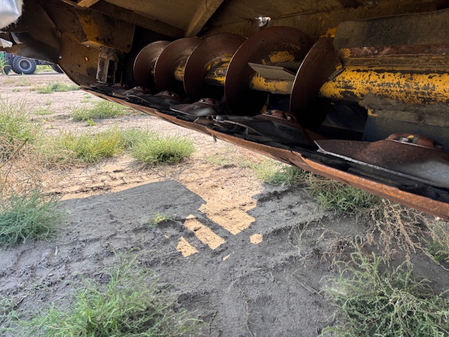 2019 New Holland Speedrower 260 Windrower