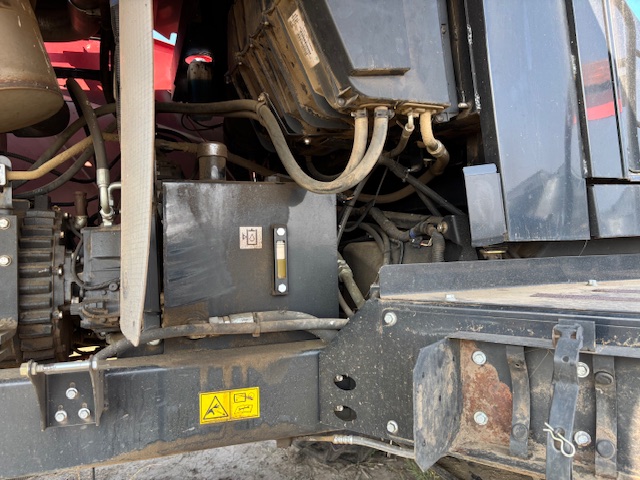 2019 New Holland Speedrower 260 Windrower