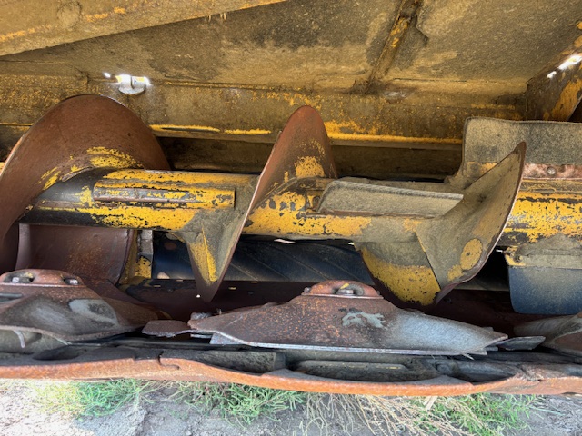 2019 New Holland Speedrower 260 Windrower