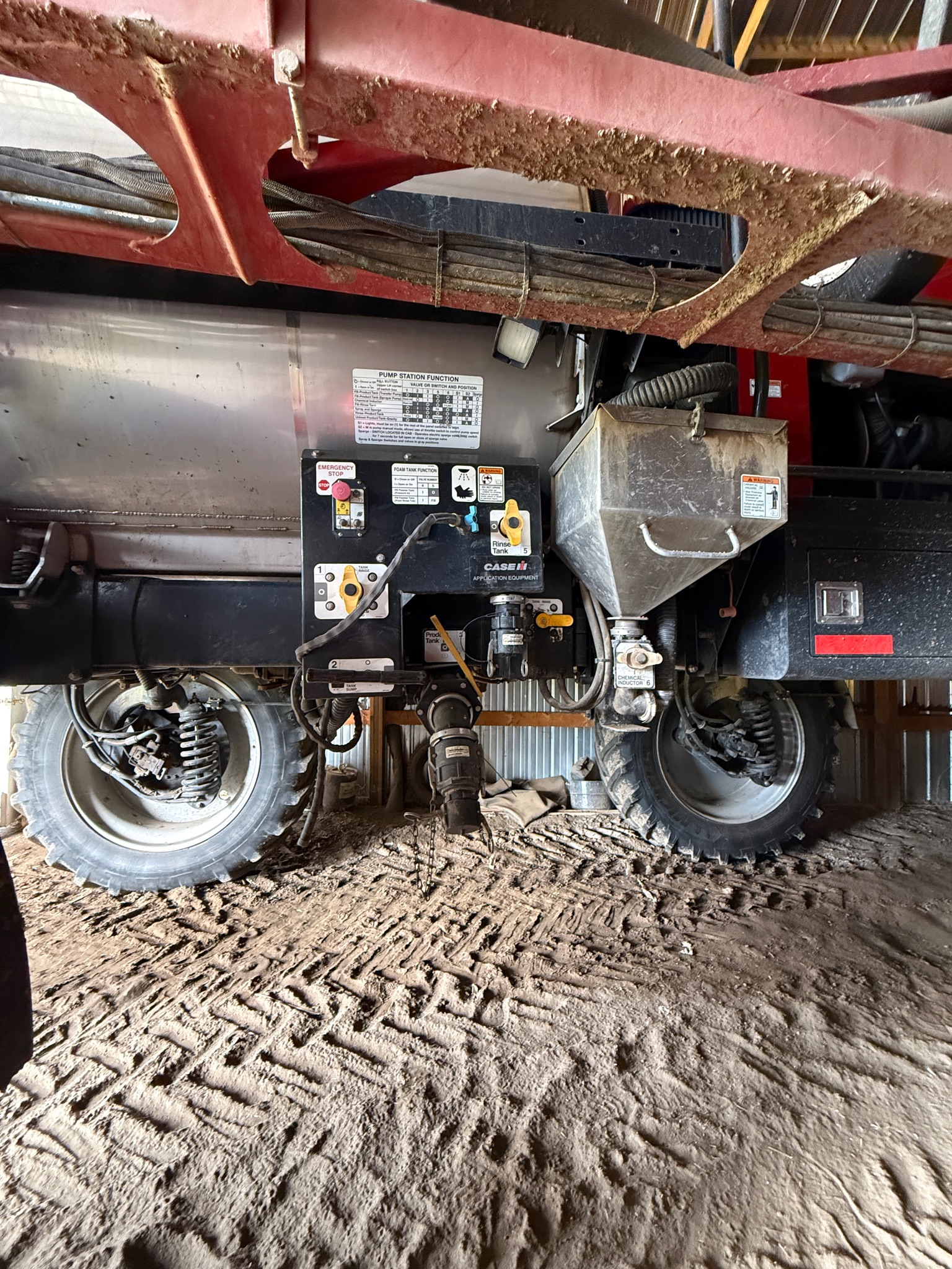 2014 Case IH Patriot 4430 Sprayer/High Clearance
