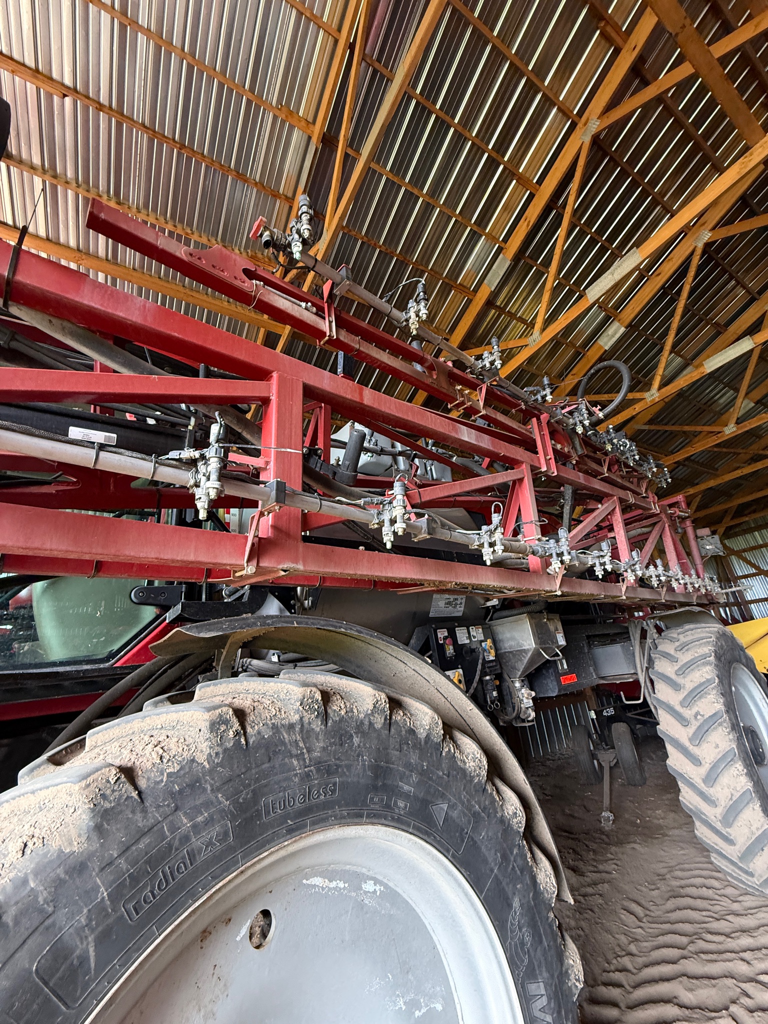 2014 Case IH Patriot 4430 Sprayer/High Clearance