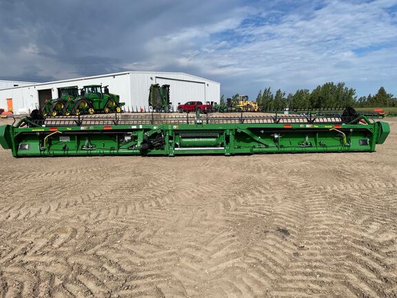 2023 John Deere RD40F Header Combine