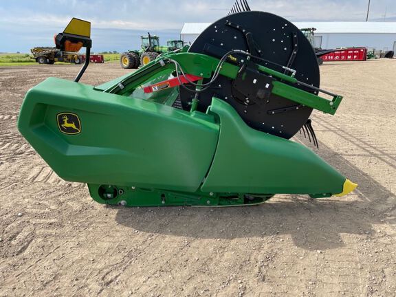 2023 John Deere RD40F Header Combine