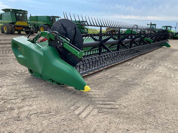 2023 John Deere RD40F Header Combine