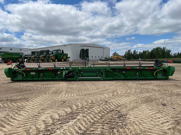 2023 John Deere RD40F Header Combine